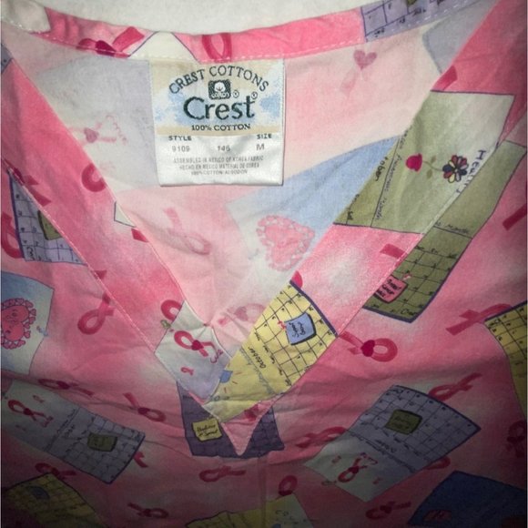Crest Medical Scrub Top Breast cancer - Picture 2 of 9